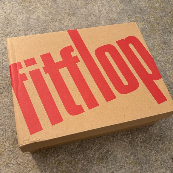 FITFLOPS Black Suede Sumi Booties - New in box - Picture 3 of 5